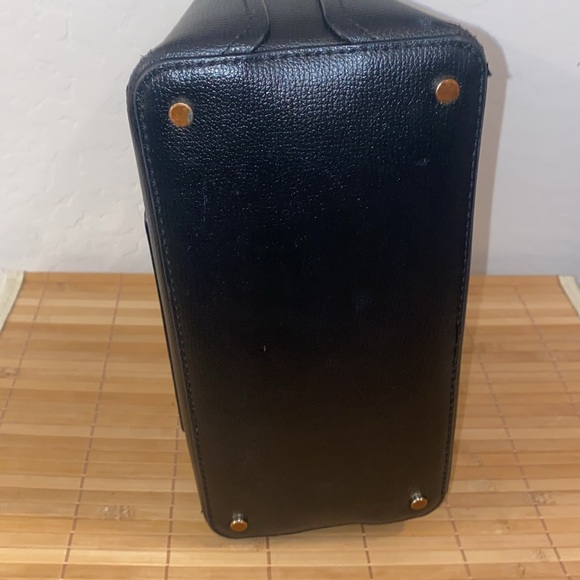 Kate Spade Darcy Black Grained Leather Shoulder Bag “Like New” - Picture 7 of 10